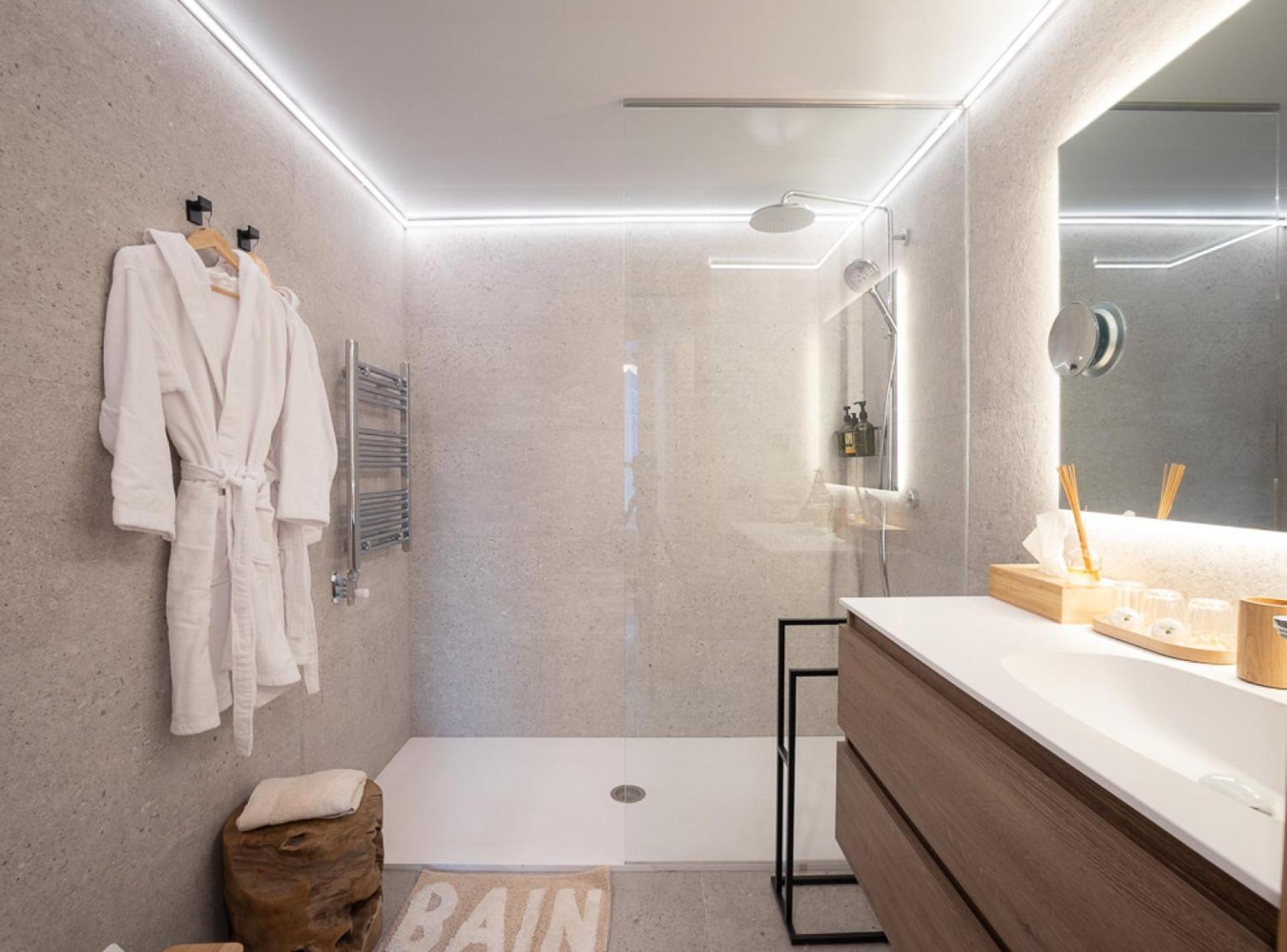 Isard Homes By Select Apartamento *