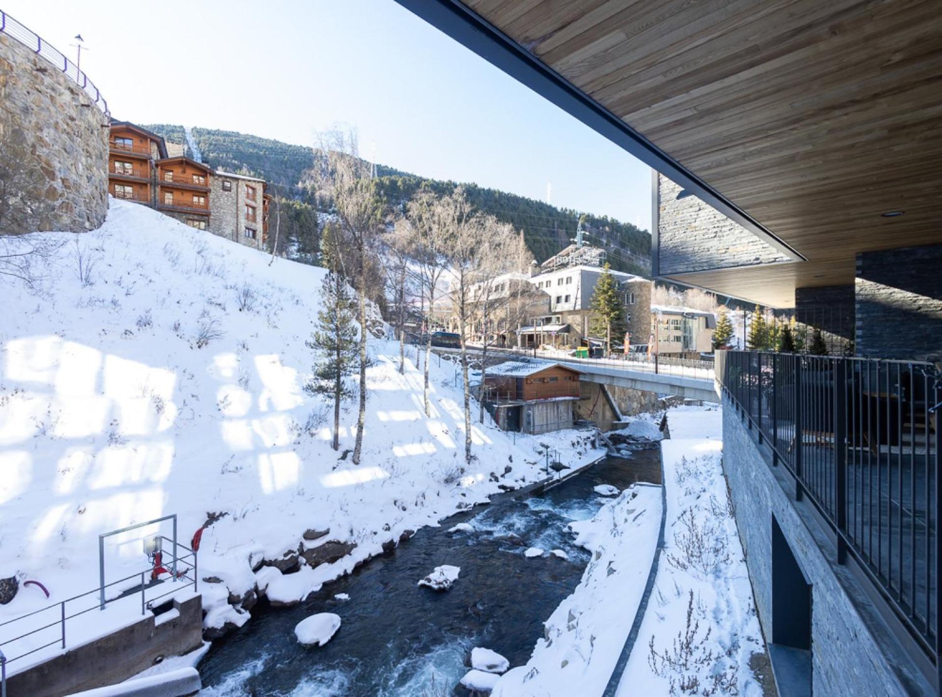 Isard Homes By Select El Tarter